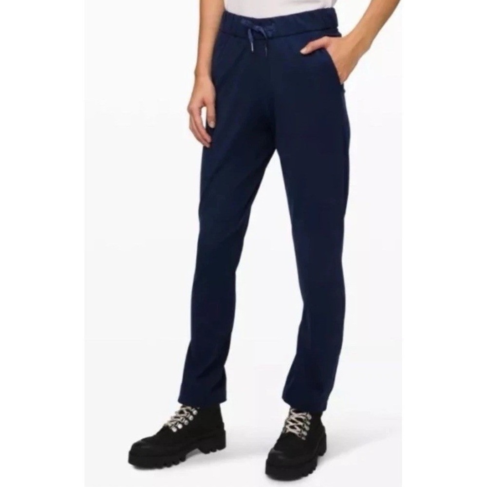 Lululemon Dark Navy Synch Waist Casual Pants Women Size 0